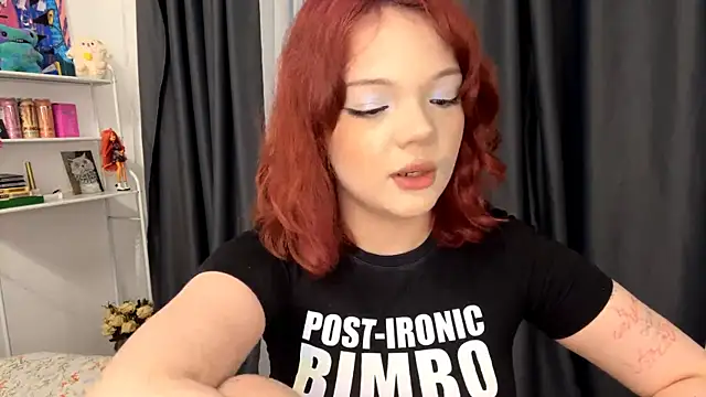 SmilingCutie XXX чат на живо