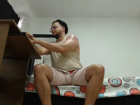 Cloudydayxxx – Kamerová šou