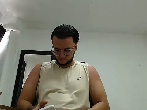 Cloudydayxxx Webcam-Show