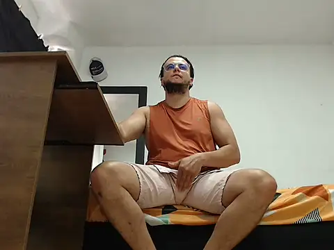Cloudydayxxx webcam show