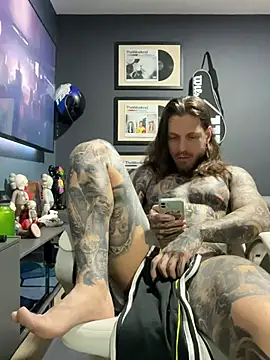 ThomasHells' Live XXX Chat