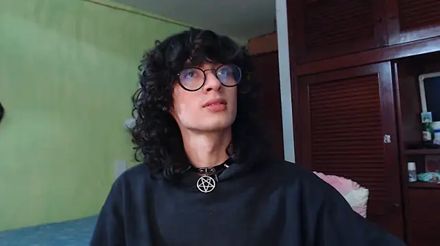 Naomi_uwu webkamerás műsora