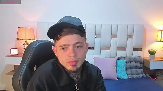 Zeus_damian21 Pertunjukan Webcam