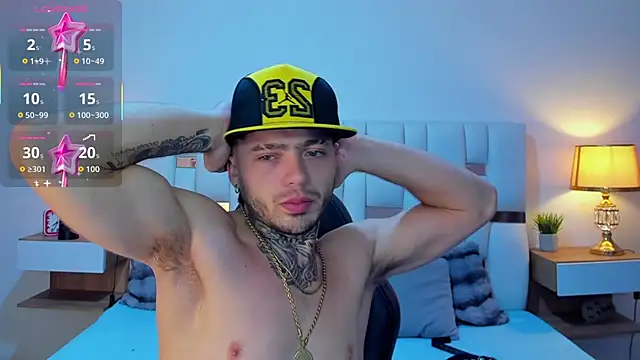 Show de Zeus_damian21 na webcam
