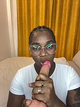 Honeylust26 Adlı Modelin Web Kamerası Şovu