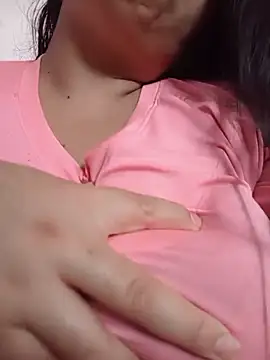 alebella-2002's Webcam Show