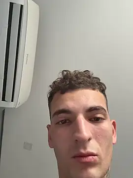 Pietro_lutchero – webcam-show