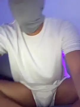 lucianxxx_ webcam show