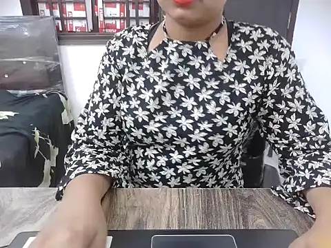 Bold-Divya1 Pertunjukan Webcam