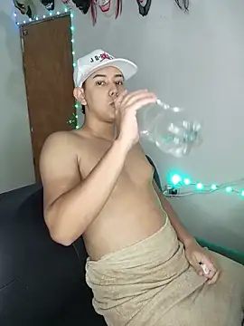 Show de sweetboyxxx11 na webcam