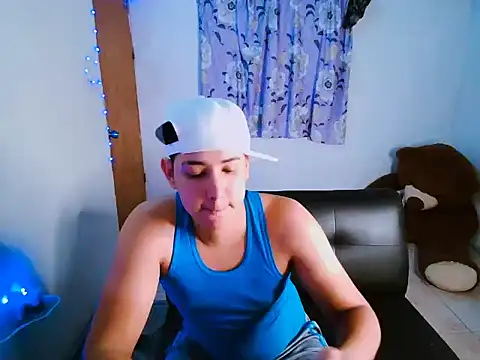 sweetboyxxx11 – webcam-show