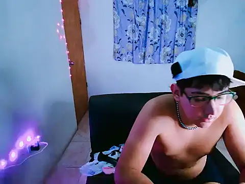 sweetboyxxx11 Webcam-Show