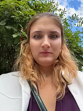 Онлайн чат XXX AdelRich