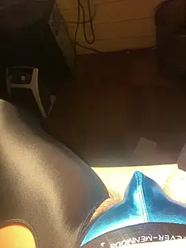 escorp2023 Шоу с уебкамера