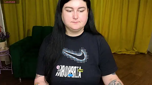 Show modela CessieBler na web-kameri