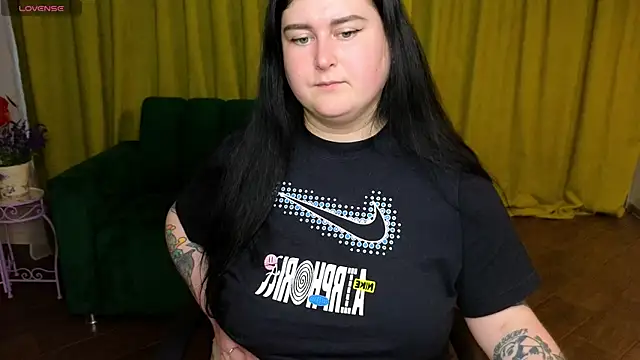 XXX chat uživo modela CessieBler