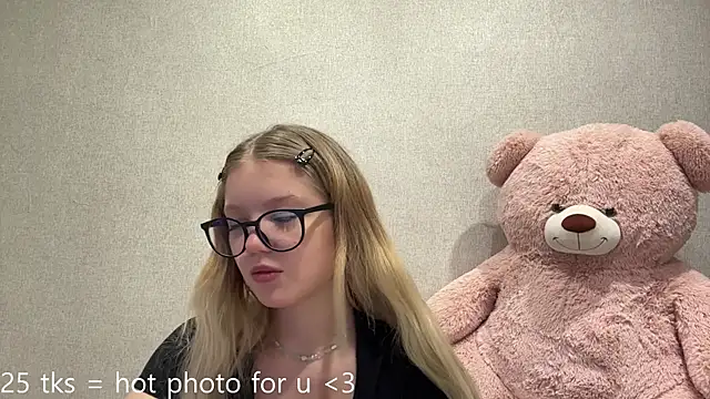 MarlaMotsinger's Webcam Show