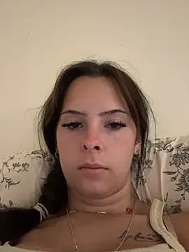 Naughtylibbyx Show in webcam