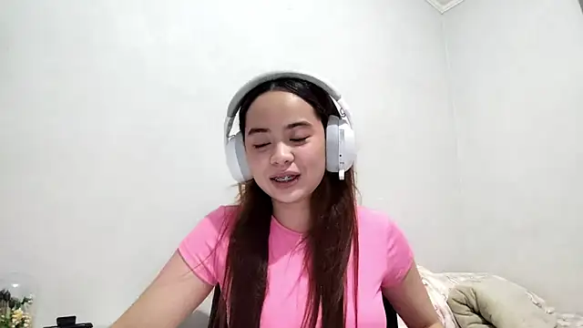 DeniseJustinger Pertunjukan Webcam