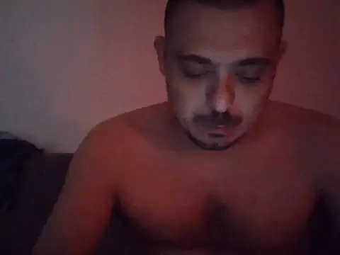 Abdulkadir06 Show in webcam
