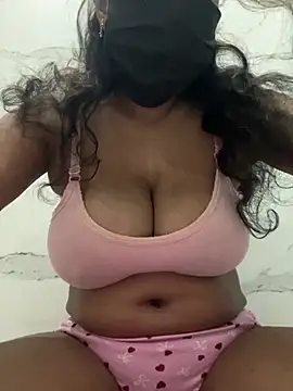 bhaviyadv Show in webcam