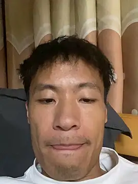 Mr_iphone11 Show Webcam