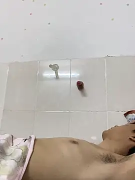 Mr_iphone11 Webcam show