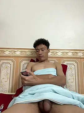 Mr_iphone11 Show Webcam