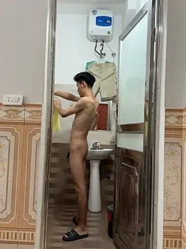 Mr_iphone11 Show Webcam