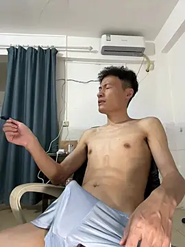 Mr_iphone11 Show Webcam