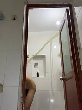 Mr_iphone11 Show Webcam