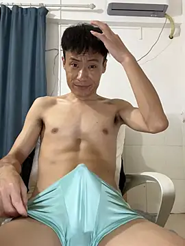 Mr_iphone11 Show Webcam
