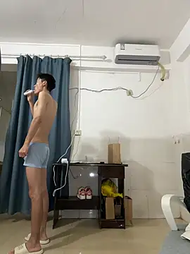 Mr_iphone11 Show Webcam