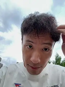 Mr_iphone11 Pertunjukan Webcam