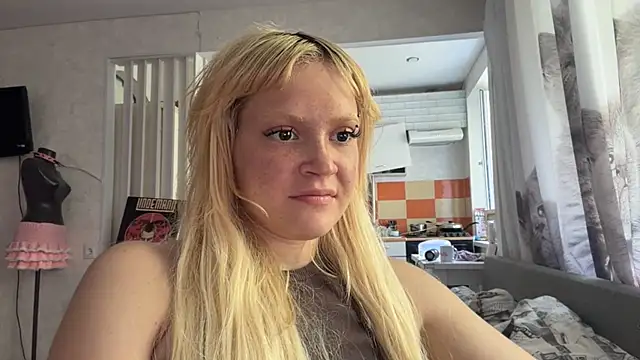 Вебкам-шоу FreedaDeloach