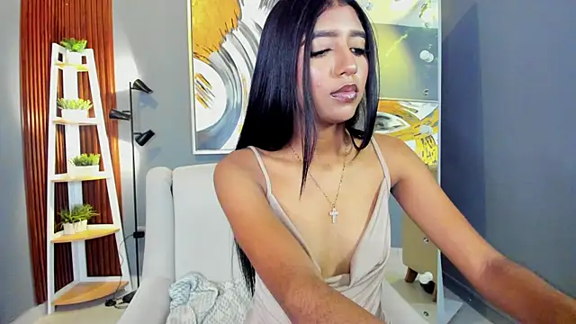 Chat +18 de Yintaish ao vivo