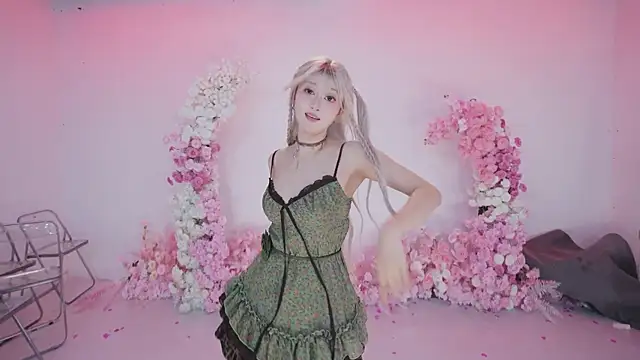 CityGirl-303 Шоу с уебкамера