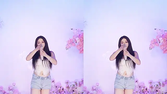 CityGirl-303 Show in webcam