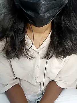 Tamil_Bhavana লাইভ XXX চ্যাট