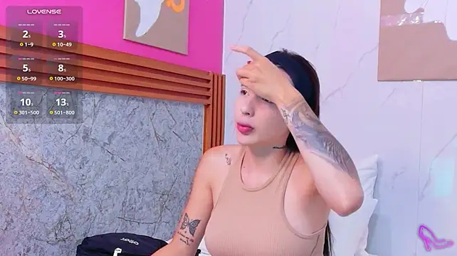 youngmommyy's Webcam Show