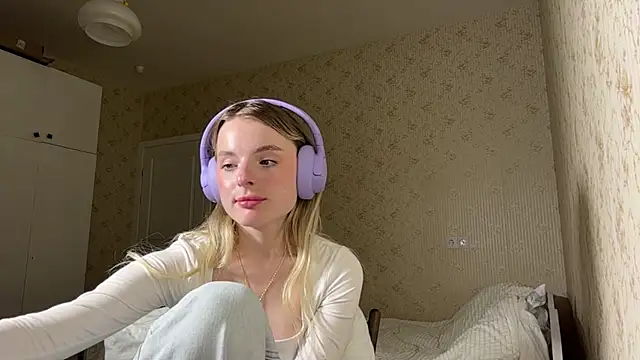 TeodoraBinneyn Webbikameraesitys