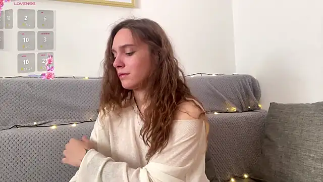 Show modela AliKnop na web-kameri