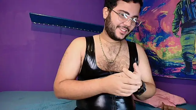 Bruno_3xg_ Show in webcam