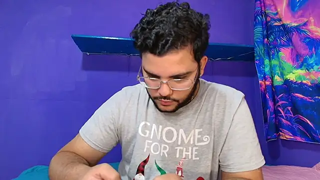 Bruno_3xg_: διαδικτυακό σόου στην κάμερα