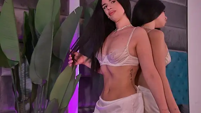 LucianaDelSol – Live XXX-chat