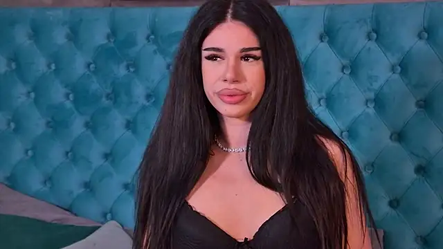 Chat +18 de LucianaDelSol ao vivo