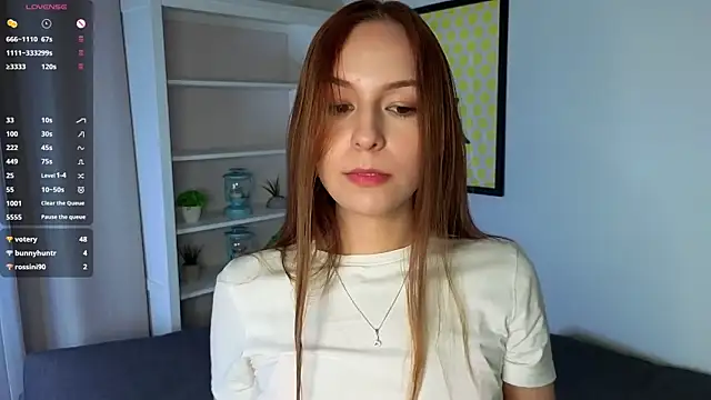 EvelyneBasse Show in webcam