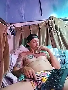 Show modela TuzdayG na web-kameri