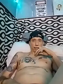 TuzdayG webkamerás műsora