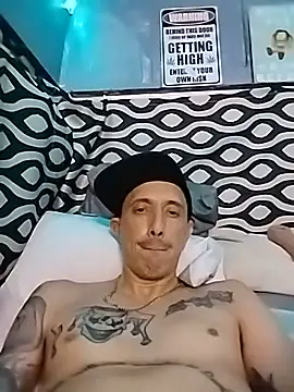 TuzdayG's Webcam Show